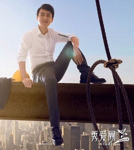 Khi được hỏi về việc là con của một đại gia, Sicong cho biết: "Nếu chỉ là xe sang và quần áo đẹp thì chưa gọi là thiếu gia được, bạn phải dùng tiền thay đổi được cuộc sống của người khác thì mới hợp với danh xưng đó".