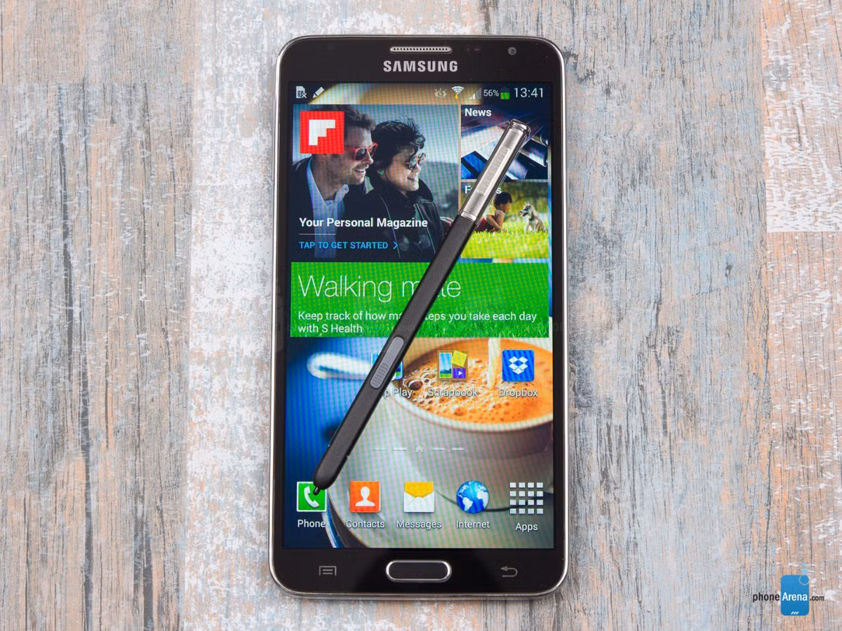 6. Samsung Galaxy Note 3 Neo Duos: Đây là một lựa chọn hàng đầu cho những ai đang muốn tìm kiếm một chiếc điện thoại màn hình lớn hỗ trợ 2 sim. Là phiên bản thu nhỏ của chiếc Galaxy Note 3 sở hữu cấu hình mạnh mẽ, màn hình rộng 5,5 inch với độ phân giải HD cho chất lượng hình ảnh hiển thị rất sắc nét và sống động.