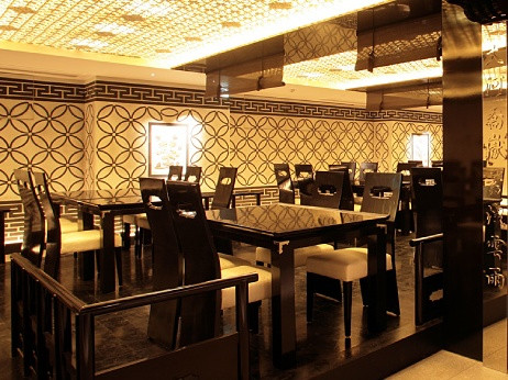 Không gian sang trọng tại nhà hàng Hàn Quốc có tên Gosireh ở Nhật Bản mà Bae Yong Joon mở từ năm 2006.