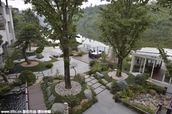 Ông Li đã mất tổng cộng 80 triệu NDT để xây dựng biệt thự vườn trong suốt 5 năm kể từ năm 2010.