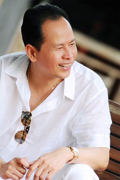 Cùng với sự lên ngôi của truyền hình thực tế, những chương trình lên sóng trong khung giờ vàng vào các ngày cuối tuần đều được thâu tóm bởi “ông trùm” truyền thông Việt này. Tất cả những chương trình của Cát Tiên Sa đã mang về cho ông Nguyễn Minh Quang những doanh thu không nhỏ từ tiền quảng cáo, tài trợ chương trình.