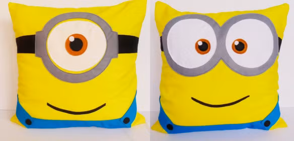 Gối ôm ăn theo Minions.