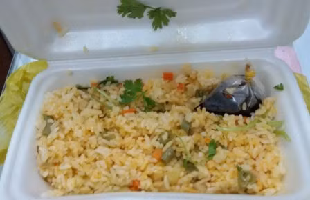 Nhung vu tang qua bang hang dom chan dong du luan Viet-Hinh-4