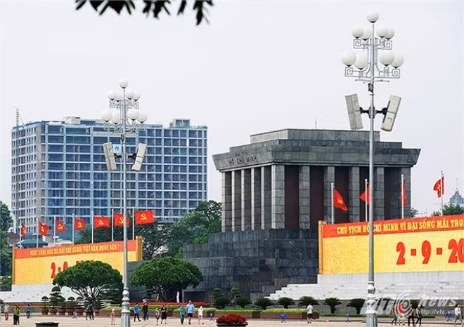 Thu tuong yeu cau kiem tra nha 17 tang gan Ba Dinh