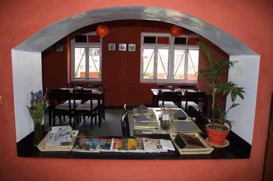 Nội thất của Saigon Pho được trang trí theo phong cách mang đậm văn hóa truyền thống của người Việt Nam.