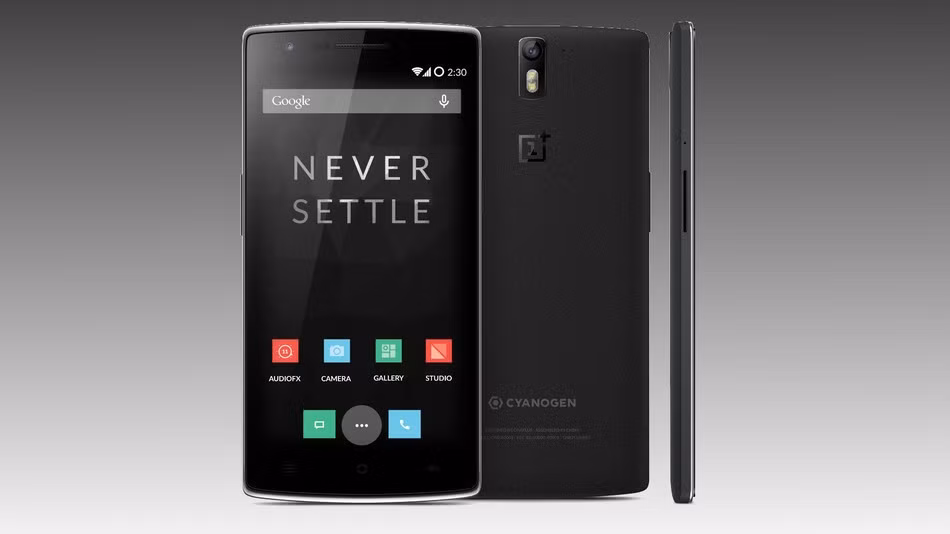 OnePlus One: Thiết bị này có thời gian sử dụng kéo dài liên tục 13 giờ 16 phút. Nó chạy hệ điều hành Android và có màn hình độ phân giải Full HD kích thước 5,5 inch.