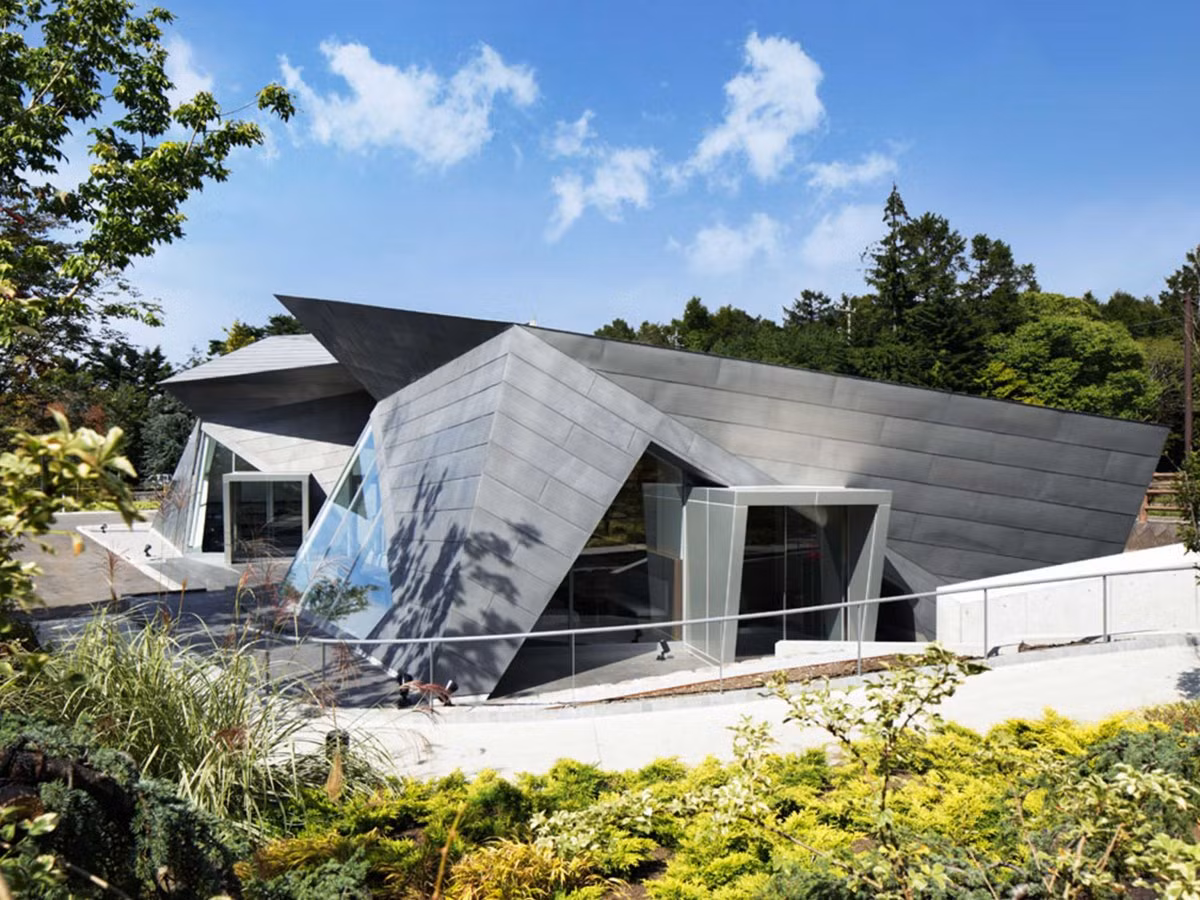 Khu cà phê mua sắm Hiroshi Senjyu Musem Karuizawa ở Karuizawa, Nhật Bản.