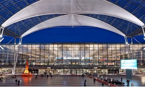 Sân bay Munich của Đức sẽ ra mắt nhà ga số 2 mới hoàn thành vào khoảng cuối năm 2015, hứa hẹn tăng lượng khách mỗi năm lên tới 17 triệu người.