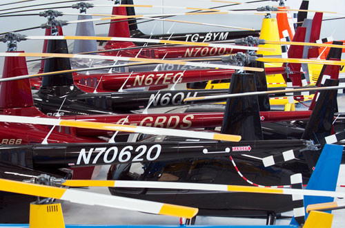 Những chiếc trực thăng hoàn thiện đang chờ bàn giao cho khách hàng.