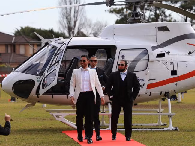 Dam cuoi gay choang vi qua hoanh trang-Hinh-3