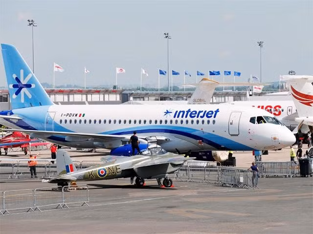 Chiếc Sukhoi Superjet 100 của Nga sẽ cạnh tranh với các mẫu máy bay thân hẹp Airbus A320neo và Boeing 737 MAX.