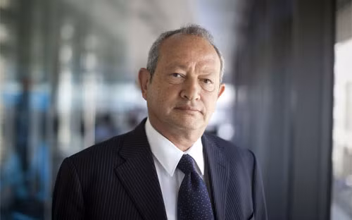 Tỷ phú Naguib Sawaris là Giám đốc điều hành (CEO) của công ty viễn thông Orascom, đồng thời là người giàu thứ ba ở Ai Cập với tài sản ròng 2,9 tỷ USD.