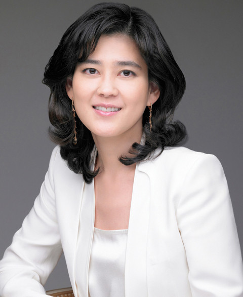 Bà Lee Boo-Jin sở hữu cổ phiếu của nhiều công ty con và công ty liên kết với tập đoàn Samsung, trong đó có 3,9% cổ phần của Samsung SDS - đơn vị chuyên về dịch vụ công nghệ thông tin và 8% cổ phần tại Cheil Industries.