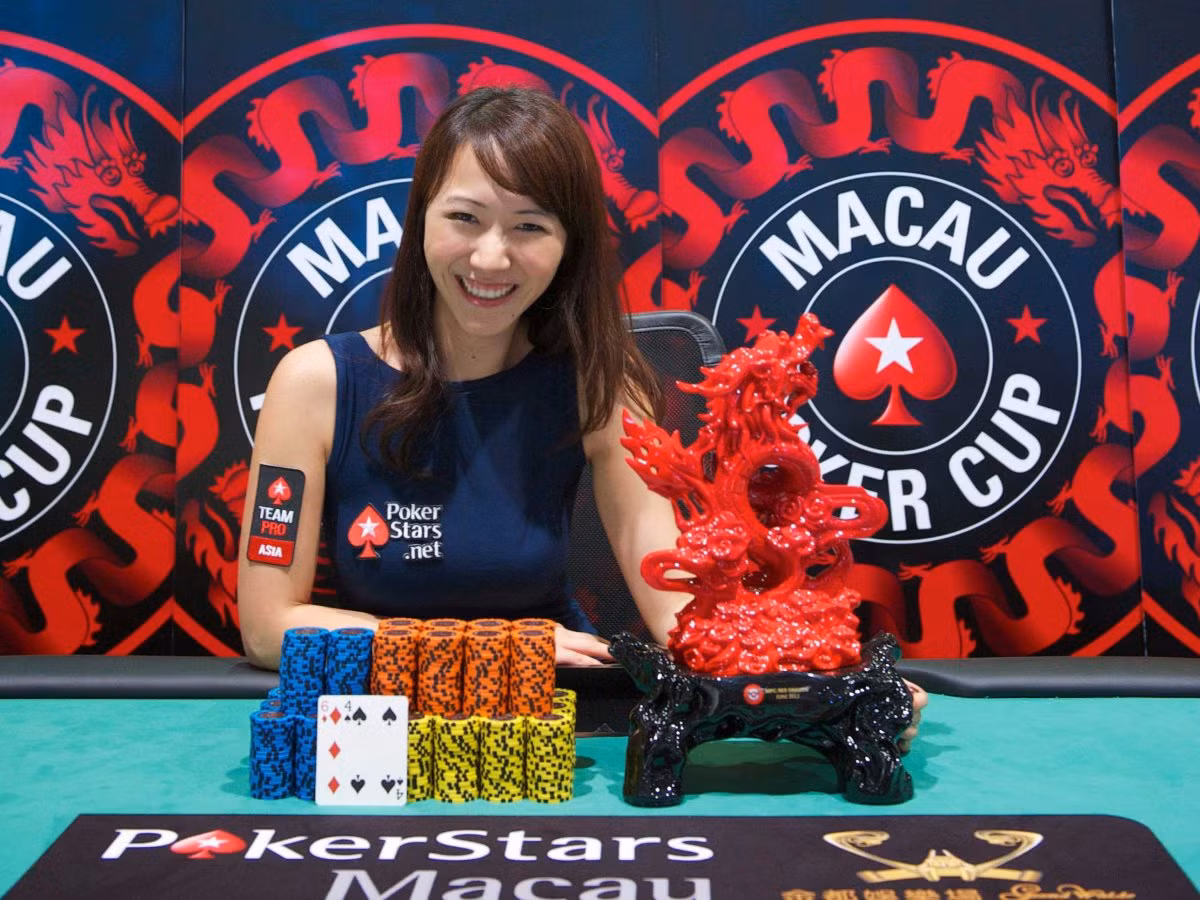 Nữ hoàng poker Trung Quốc từ lâu đã đóng vai tay chơi chuyên nghiệp trong các giải đấu cho PokerStars – sàn đấu poker lớn nhất ở Macau.