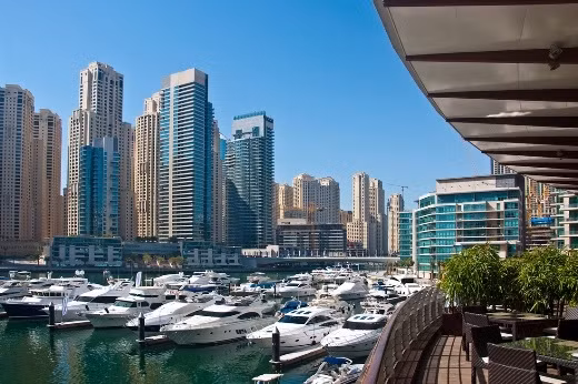 Bến du thuyền lớn nhất trên thế giới là Dubai Marina với chi phí xây dựng lên tới 10 tỷ USD.