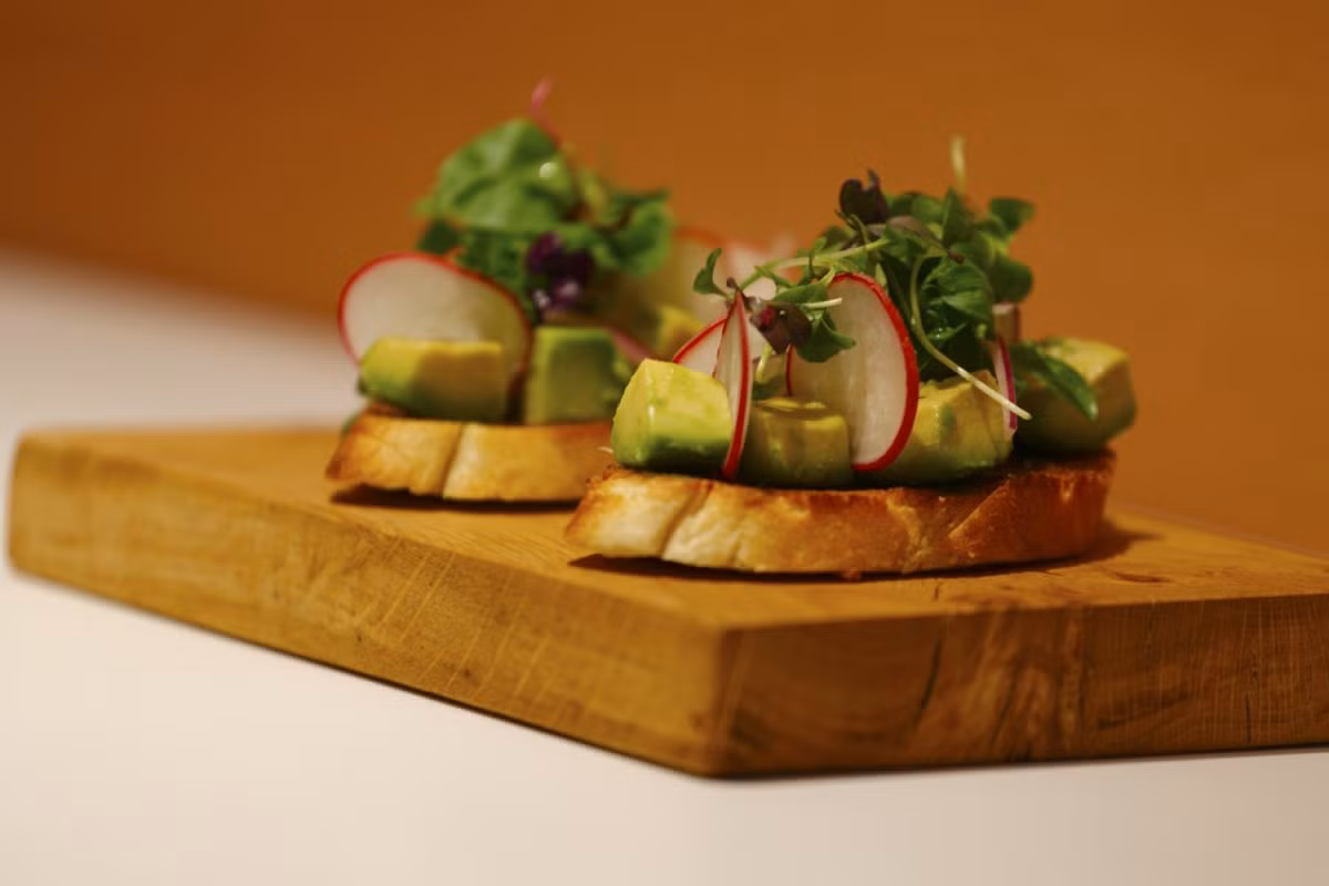 Thực đơn các món ăn của phòng chờ khá phong phú và sáng tạo.