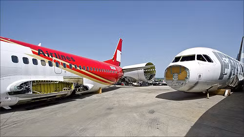 Đặc biệt, sau khi tháo dỡ máy bay, công ty chủ quản còn có quyền bán các bộ phận có khả năng tái chế để thu lại các khoản kinh phí không nhỏ.