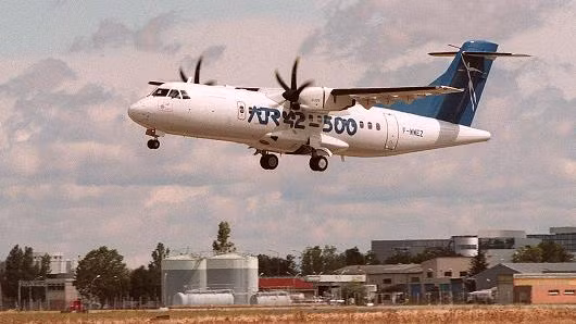 Sau nhiều năm hoạt động, chiếc ATR42 đã gặp tới 48 sự cố kể từ năm 1987, với 35 vụ trong số này được xác định là "tai nạn hàng không".