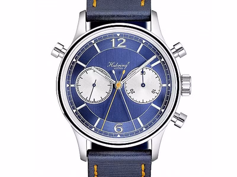 Habring 2 Doppel 2.0 - Giá 7.800 USD: Doppel 2.0 là một sản phẩm được đánh giá cao của hãng Habring. Chỉ 20 chiếc được chế tạo nên nó cực kỳ hiếm, được nhiều người sưu tập đồng hồ săn lùng.