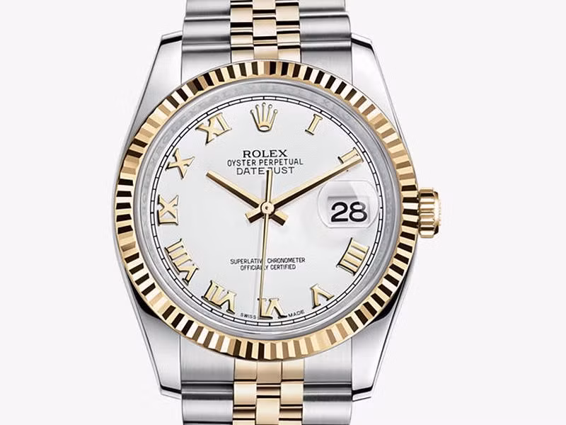 Rolex Datejust - Giá 12.750 USD: Rolex có lẽ là thương hiệu đồng hồ nổi tiếng nhất thế giới. Điều này khiến bất kỳ ai cũng sẽ muốn sở hữu một chiếc Datejust - một trong những sản phẩm nổi tiếng nhất của hãng.