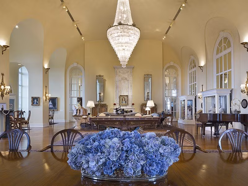 Phòng khách của căn hộ này được cho là căn phòng lộng lẫy nhất trong một ngôi nhà tư nhân trên thế giới.