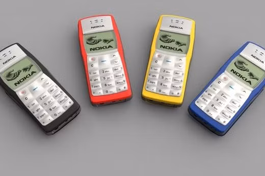 Nokia 1100: Đây là một trong 10 mẫu điện thoại nồi đồng cối đá từng được yêu thích tại Việt Nam nhờ mức giá rẻ cùng độ bền cao. Bên cạnh đó, 1100 cũng là sản phẩm bán chạy nhất mọi thời đại với số lượng lên đến 250 triệu máy.