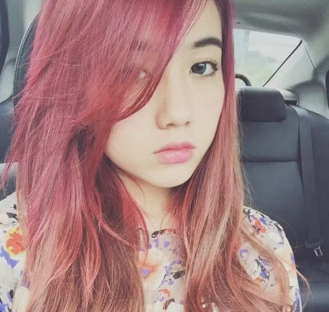 Mie Nguyễn (tên thật là Nguyễn Hoàng My, sinh năm 1994), là du học sinh ở trường Illinois Wesleyan University tại Bloomington, Mỹ. Cô là một "ngôi sao thời trang" đình đám trong giới trẻ Việt. Cô luôn đón đầu các xu thế làm đẹp. Hiện, Mie còn là chủ của thương hiệu thời trang được nhiều người yêu thích. Trưởng thành trong gia đình có điều kiện, bản thân năng động, kiếm tiền sớm, Mie Nguyễn là hot girl có cuộc sống khá giả trên Facebook lẫn ngoài đời thật.