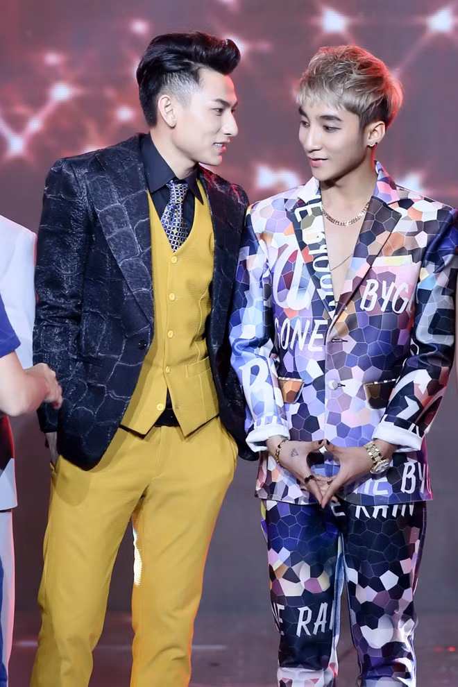 Son Tung khong còn hào húng tren san kháu The Remix?-Hinh-2