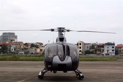 Đặc biệt, khi sử dụng trực thăng EC-130T2, chi phí của du khách sẽ được tiết kiệm khá nhiều so với việc tham quan bằng các loại máy bay dòng MI hay EC-155B1.