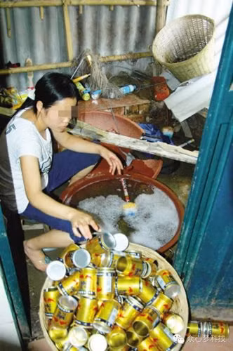 Những lon nước bò húc bị làm giả cũng ngay tại cơ sở này.