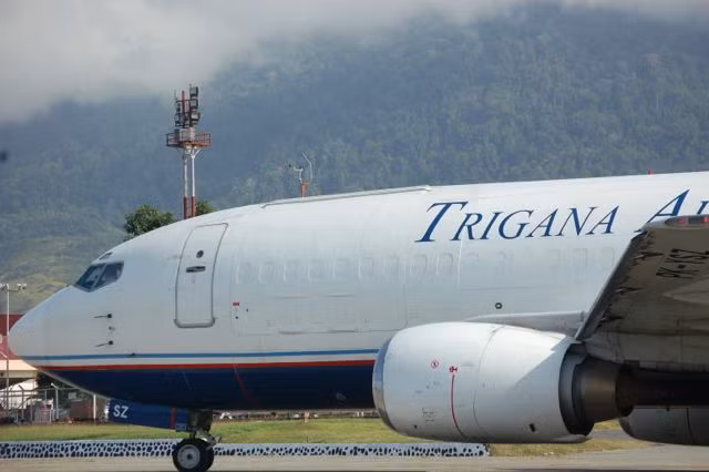 Còn 4 chiếc Boeing 737-300F được hãng Trigana Air khai thác chuyên chở hàng hóa.