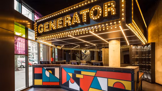 Đây sẽ là chỗ nghỉ chân lý tưởng cho những người đi du lịch theo nhóm nhỏ hoặc một mình đến Pháp bởi ở ký túc này, du khách có thể tham gia ở ghép giống như nhiều phòng trọ thông thường khác.