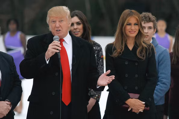 Bà nhanh chóng trở thành một siêu mẫu nổi tiếng tại châu Âu và xuất hiện dày đặc trên các tạp chí cũng như các show thời trang.