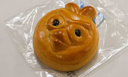 Chiếc bánh hình chú chim Angry Bird.