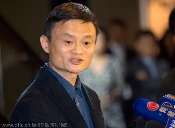 Mặc dù là một trong những người giàu có nhất Trung Quốc nhưng Jack Ma có lối sống hết sức giản dị và khiêm tốn. Ông cũng cho biết danh hiệu này không hề khiến ông hạnh phúc.