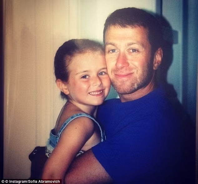 Tiec sinh nhat hoanh trang cua con gai ty phu Abramovich-Hinh-2