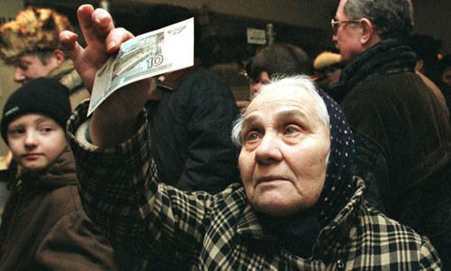 Dân Nga thiếu thực phẩm do đồng Rúp mất giá Dan Nga thieu thuc pham do dong Rup mat gia