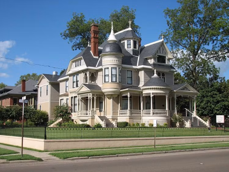 Biệt thự theo phong cách châu Âu sang trọng.