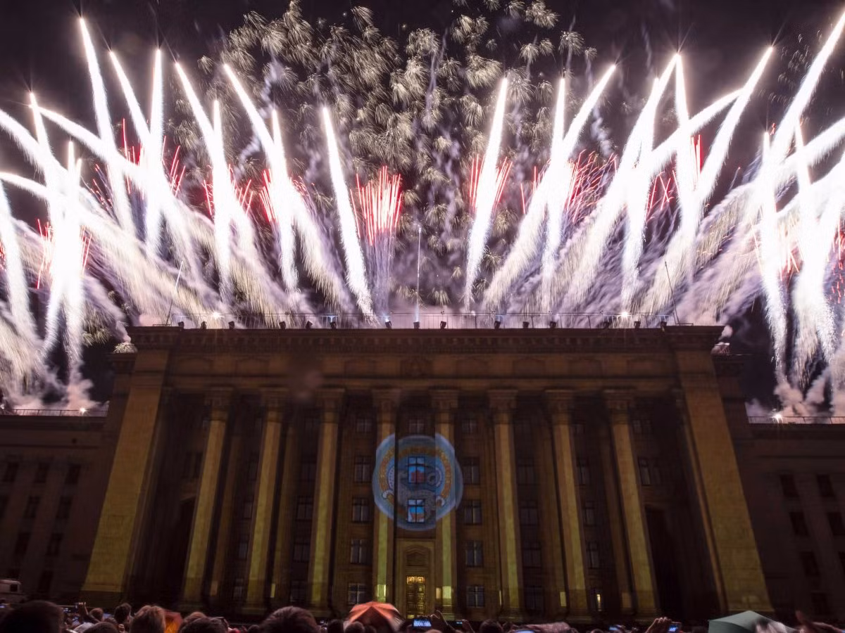 10. Almaty (Kazakhstan): Thành phố lớn nhất Kazakhstan đã tăng 9 bậc kể từ khi gia nhập thị trường chứng khoán năm 2009. Almaty vượt qua Moscow và Warsaw để xếp vị trí thứ 10 trong danh sách các trung tâm tài chính phát triển nhanh.