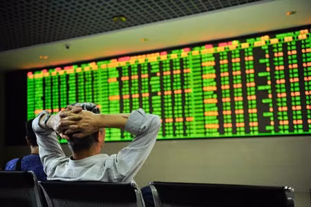 The gioi lao dao vi chung khoan Trung Quoc giam soc