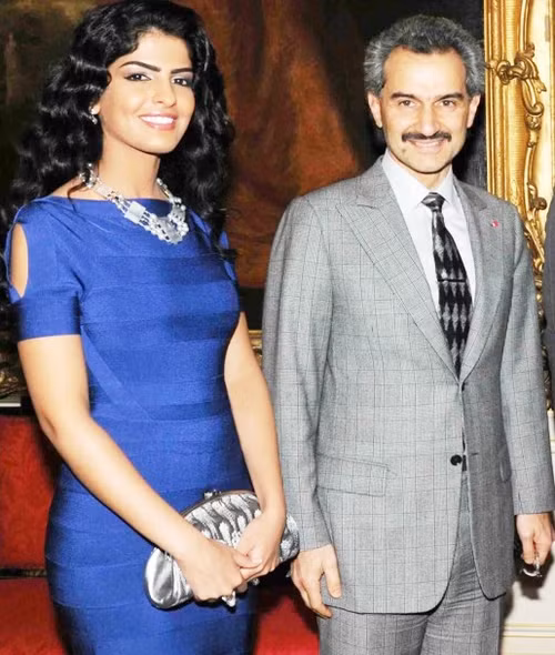 Ameerah từng tâm sự, việc trở thành vợ của người đàn ông giàu có và quyền lực là một áp lực không hề nhỏ đối với cô.