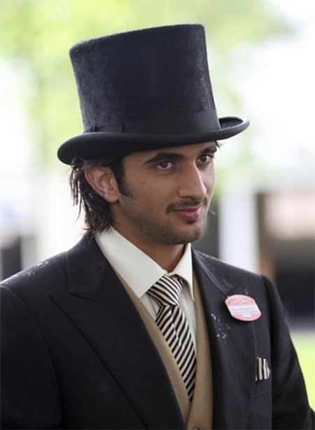 Mặc dù vậy, nguyên nhân chính thức của cái chết đã được đưa ra là do một cơn đau tim khiến Hoàng tử ngã gục.