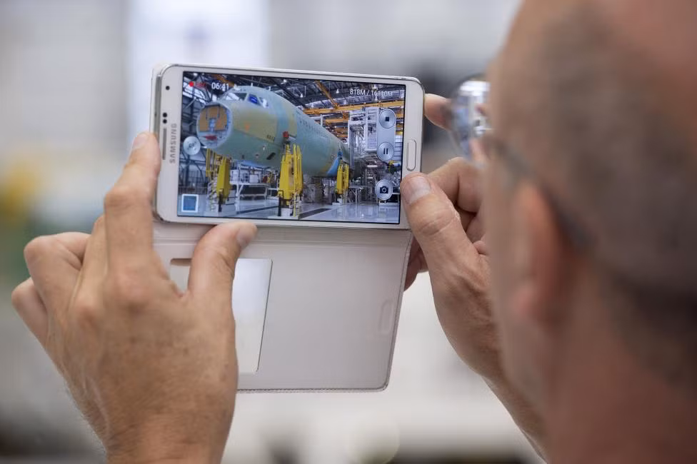 Hiện, nhà máy mới của Airbus mở cửa cho khách tham quan.