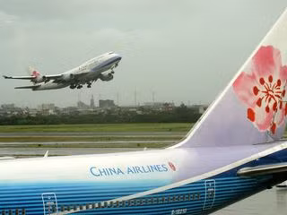 Dù không cắt giảm các chuyến bay đến Hàn Quốc – vùng đã mắc dịch MERS song các hãng hàng không Trung Quốc gồm China Airlines và EVA Air đang nỗ lực ngăn chặn dịch bệnh lây lan. Hội chứng MERS-CoV được ghi nhận là lưu hành chủ yếu tại vùng Trung Đông (với 85% ca bệnh). Đến nay, bệnh đã xuất hiện tại 26 quốc gia và vùng lãnh thổ với gần 1200 ca nhiễm bệnh và hơn 400 nạn nhân tử vong. Tính đến ngày 3/6/2015, theo WHO thì Hàn Quốc đã ghi nhận 24 trường hợp nhiễm bệnh với 2 trường hợp tử vong.