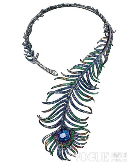 Hãng Boucheron ra mắt chiếc vòng cổ hình lông chim độc đáo.