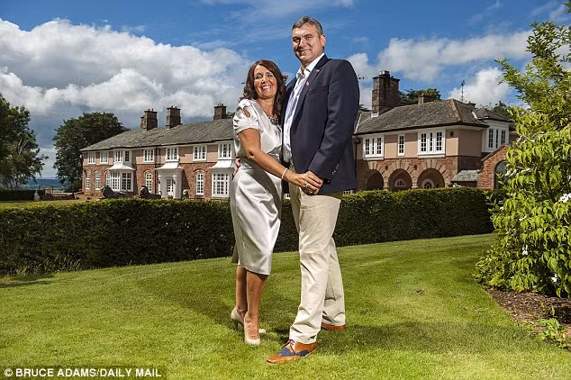 Thoi tieu tien ha tien kinh ngac cua nu dai gia