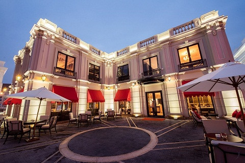 Tan mat ban tiec kim cuong giua khu do thi Vinhomes Riverside-Hinh-7