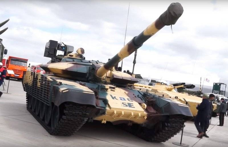 Xe tăng T-72 nâng cấp còn được trang bị một số thiết bị điện tử mới như hệ thống định vị vệ tinh, hệ thống liên lạc vô tuyến do Aselsan phát triển, hệ thống camera quan sát cho phép kíp chiến đấu quan sát toàn bộ hình ảnh phía trước và phía sau xe.