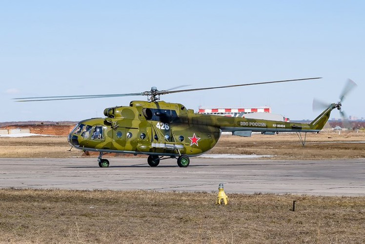 Mi-8/17 được trang động cơ Klimov TV3-117T công suất 1.874 mã lực, cho tốc độ bay tối đa 260km/h.