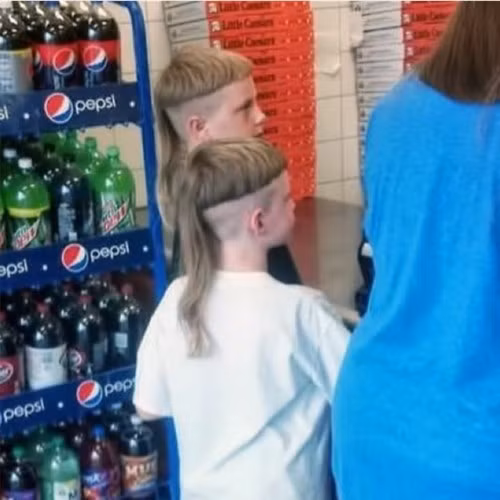 Tóc đuôi ngựa đây rồi.